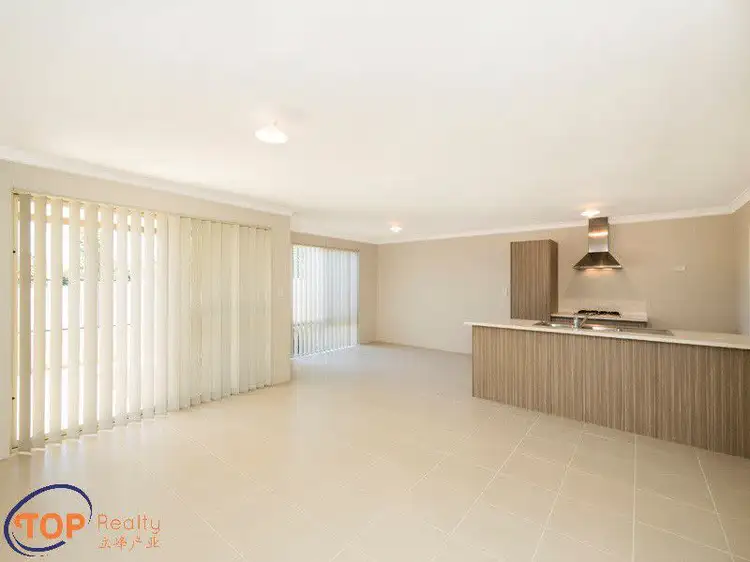 Fourth view of Homely house listing, 34 Panozza Circle, Maddington WA 6109