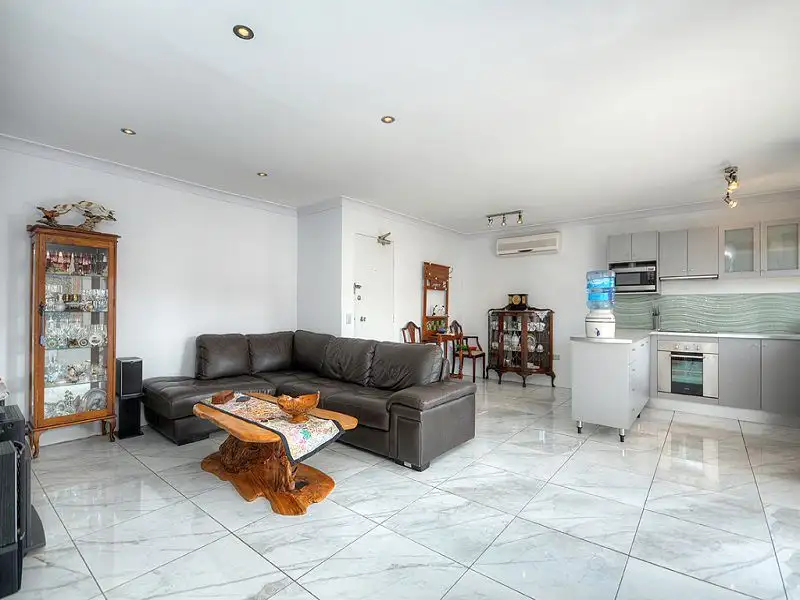 Main view of Homely unit listing, 10/46 Coolangatta Road, Kirra QLD 4225