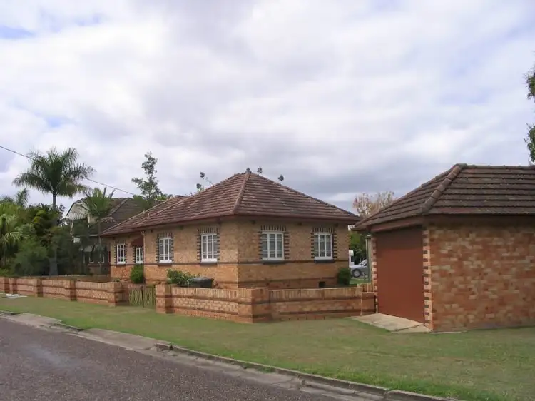 10 Ashton Street, Maryborough QLD 4650