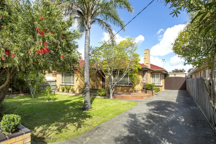 Second view of Homely house listing, 7 Arvern Avenue, Avondale Heights VIC 3034