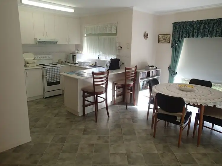 Seventh view of Homely townhouse listing, 11 Piggin Court, Corowa NSW 2646