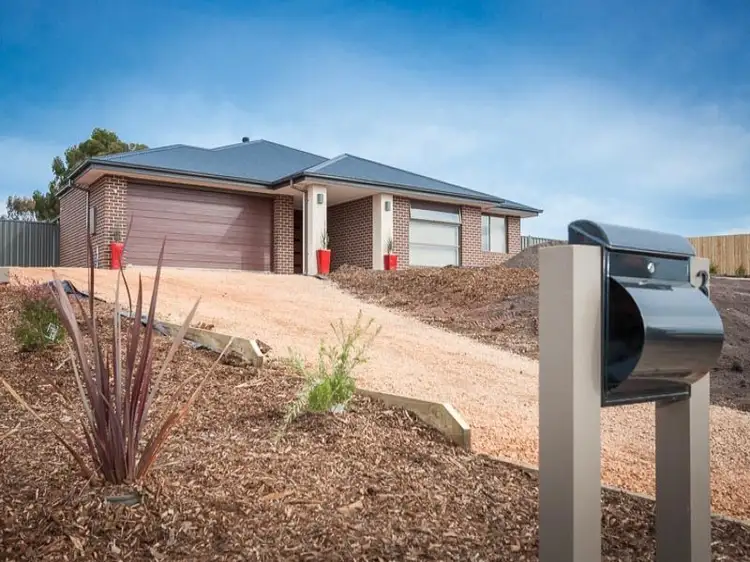 39 Morand Street, Gisborne VIC 3437