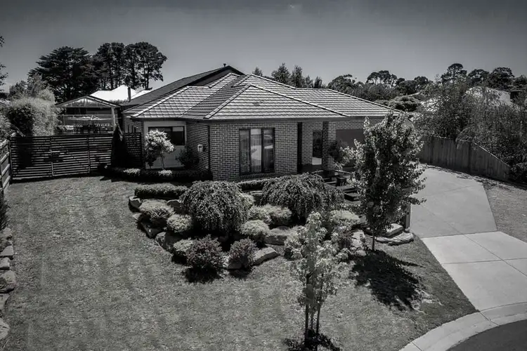 7 Harvard Court, Gisborne VIC 3437
