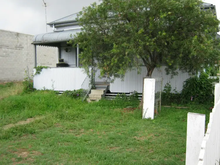 4 Frank Avenue, Warwick QLD 4370