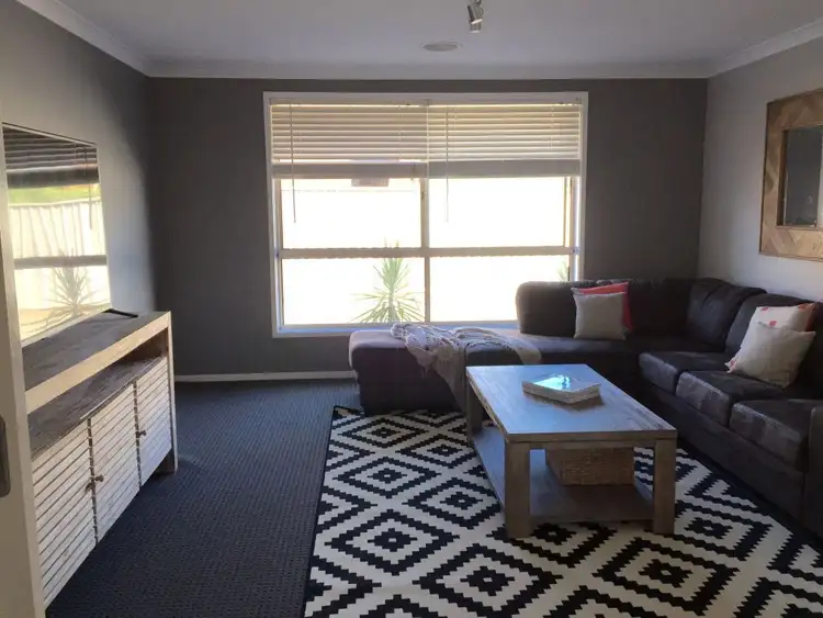 Fifth view of Homely house listing, 6 Jindabyne Court, Kialla VIC 3631