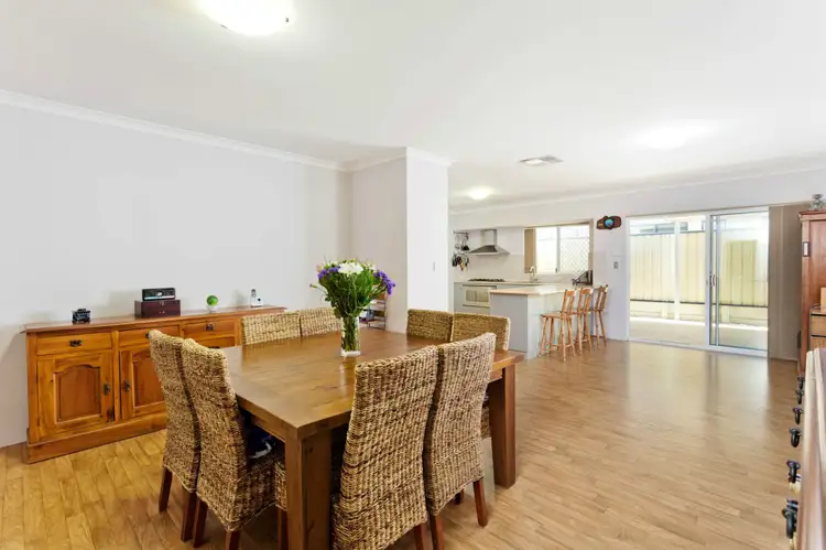 12 Monroe Turn, Success WA 6164