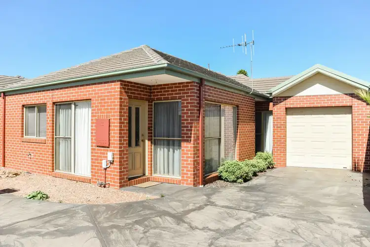 2/19 Barker Avenue, Shepparton VIC 3630