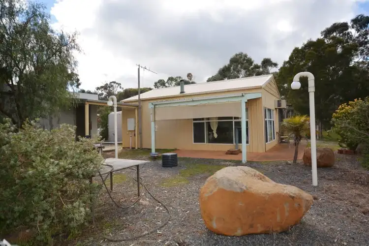 105 Old Glenorchy Road, Deep Lead VIC 3385