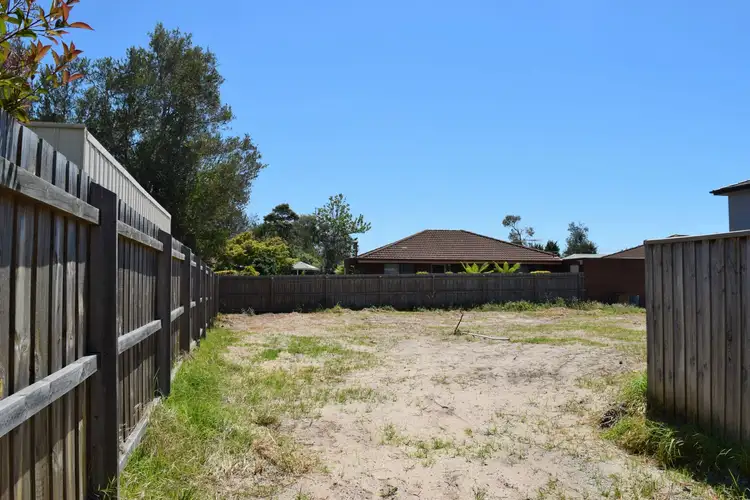 42a Broadway, Rosebud West VIC 3940