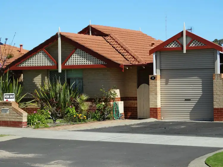 2/212 Spencer Street, South Bunbury WA 6230