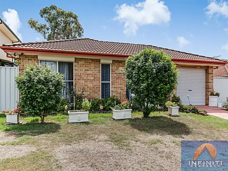 6 Aveline Pl