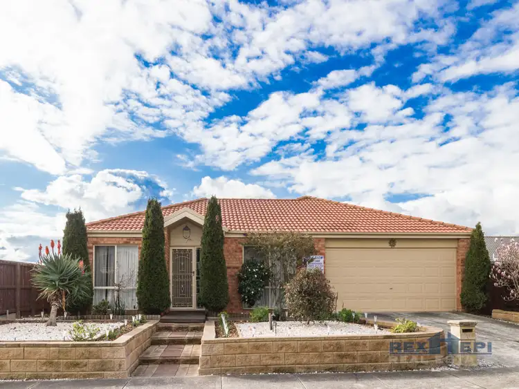 16 St Georges Road, Narre Warren South VIC 3805