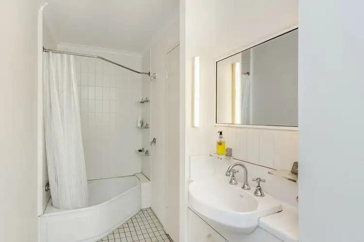 Seventh view of Homely unit listing, 4/71 Macquarie Street, St Lucia QLD 4067