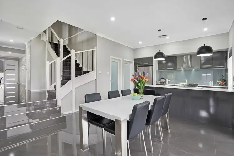 16 Nikkinbah Street, Belmont North NSW 2280