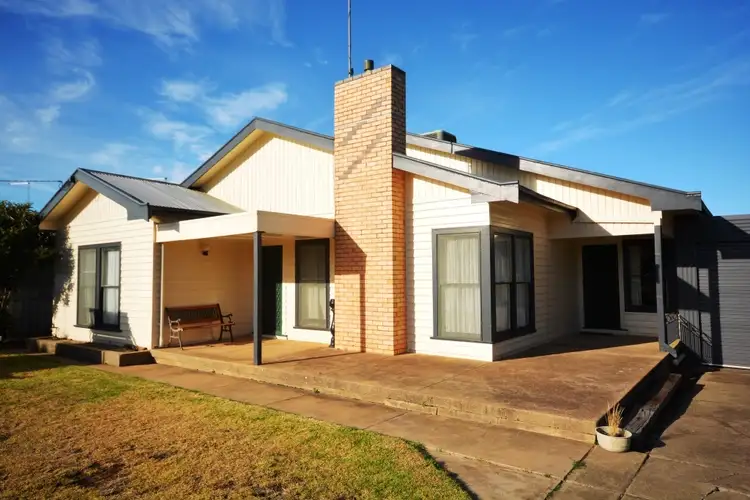 68 Patrick St, Stawell VIC 3380