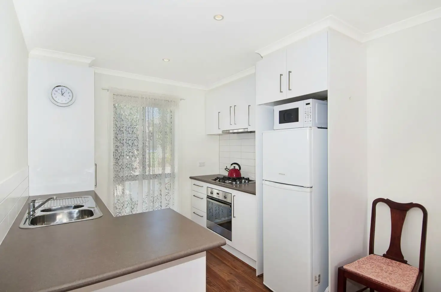 Main view of Homely unit listing, 18/118-120 Victoria Street, Hastings VIC 3915