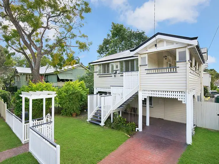 39 Bank Road, Graceville QLD 4075
