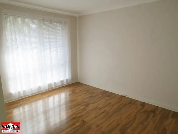 Second view of Homely house listing, 8 Moir Place, Midvale WA 6056