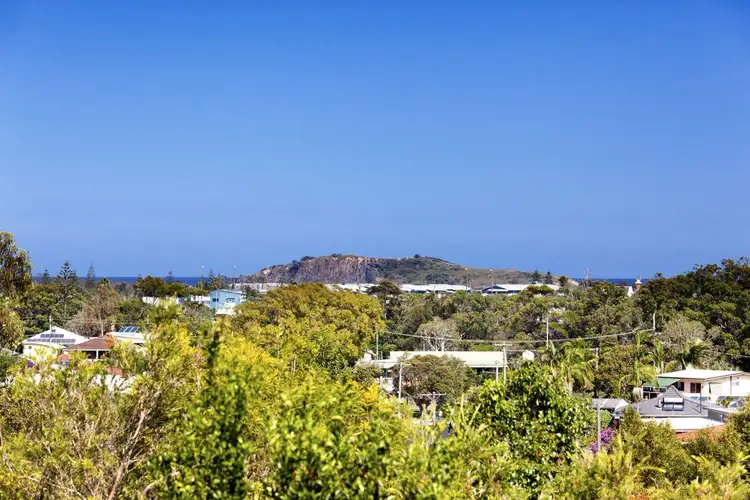 13 Watsonia Avenue, Coffs Harbour NSW 2450