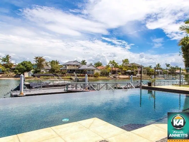 24 Yallanga Place