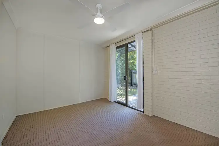 Sixth view of Homely house listing, 8 Gira Place, Ocean Shores NSW 2483