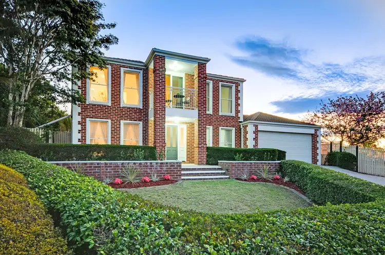 11 Cassinia Place, Flinders View QLD 4305