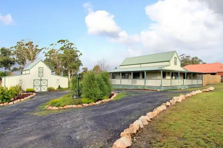 82 Main Road, Tyers VIC 3844