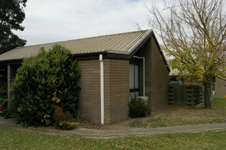 Second view of Homely unit listing, 39 Wigg Close, Traralgon VIC 3844