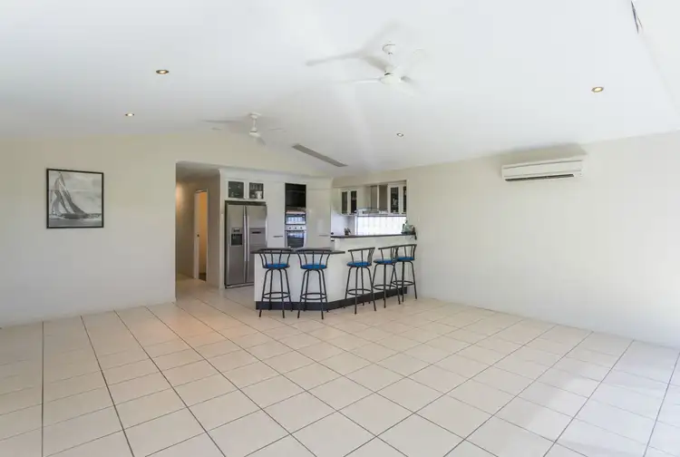 Fifth view of Homely house listing, 6 Mark Crescent, Glenella QLD 4740