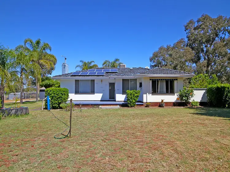 61 Cheltenham Street, Bennett Springs WA 6063