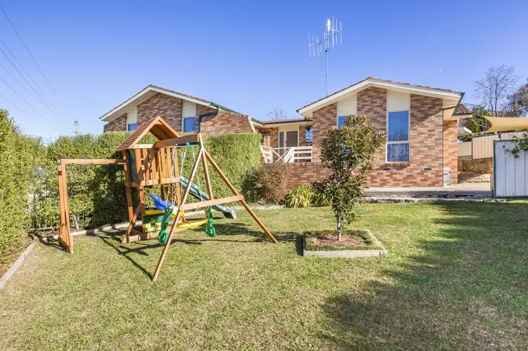 28 Candlebark Road, Queanbeyan NSW 2620