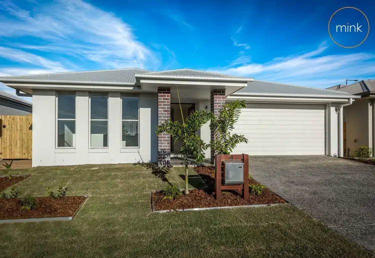 4 Banks Crescent, Caloundra West QLD 4551