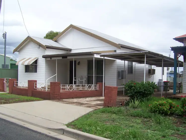 2 Mayors Avenue, Werris Creek NSW 2341