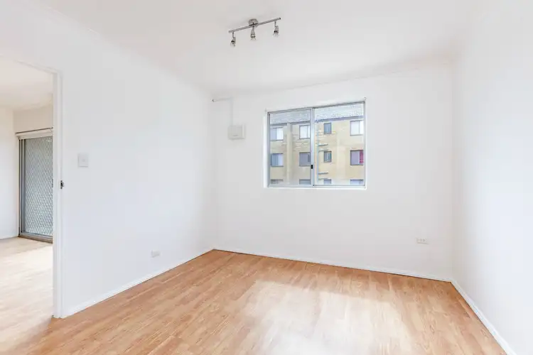 Fifth view of Homely unit listing, 4/6-8 King Street, Queanbeyan NSW 2620