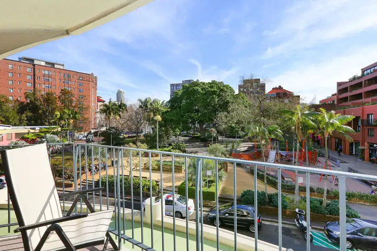 Third view of Homely apartment listing, 204/2 Elizabeth Bay Road, Elizabeth Bay NSW 2011