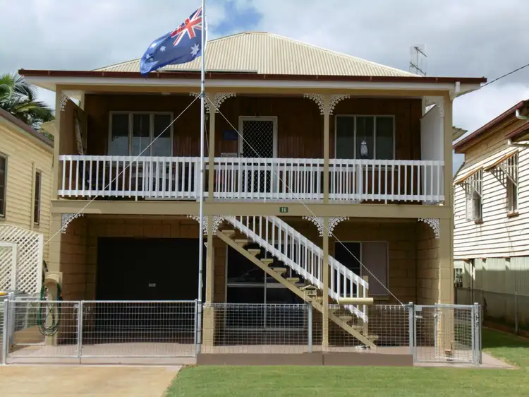 16 West Street, Childers QLD 4660