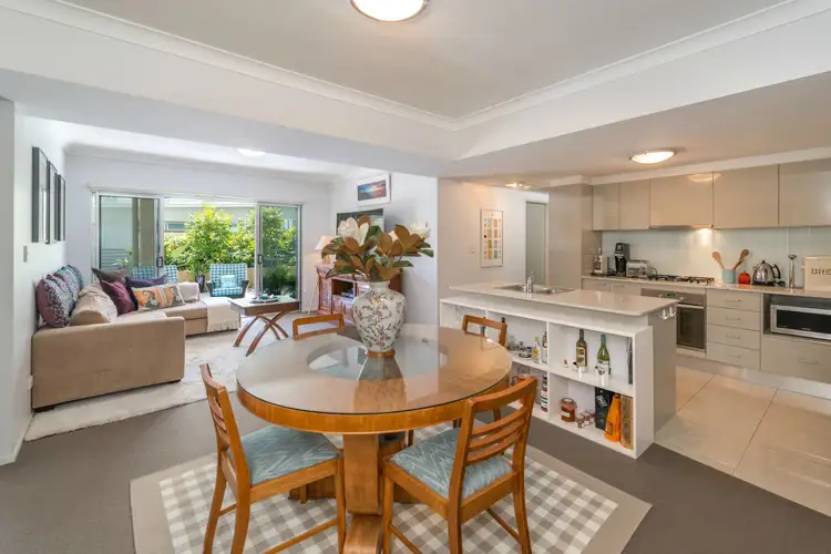 8/29 Alpha Street, Taringa QLD 4068