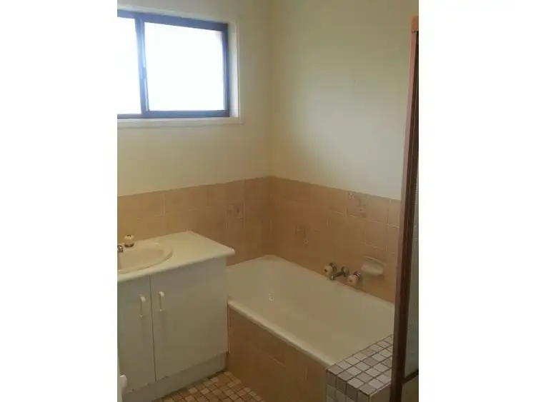 Sixth view of Homely semi-detached listing, 205 Government Road, Labrador QLD 4215