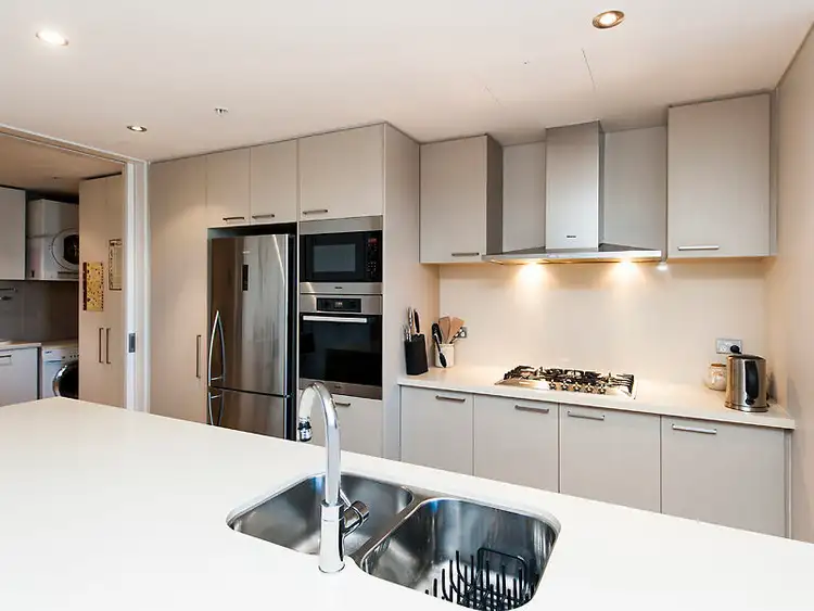 Sixth view of Homely unit listing, Unit 4/1 Barracks Lane, Mandurah WA 6210