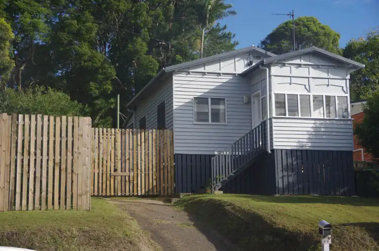 8 Coes Creek Road, Burnside QLD 4560