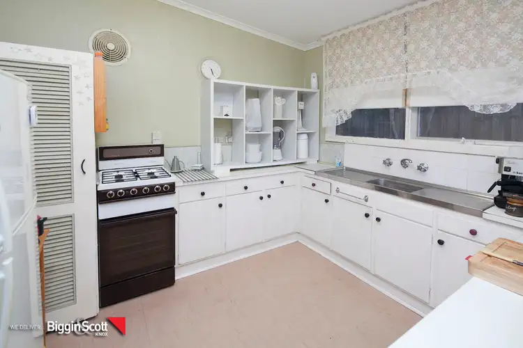 Sixth view of Homely house listing, 28 Geoffrey Drive, Kilsyth VIC 3137