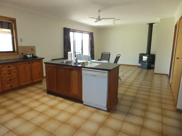 Sixth view of Homely house listing, 7 Meadow Court, Bairnsdale VIC 3875