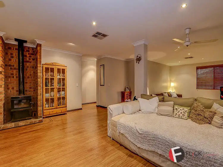 Sixth view of Homely house listing, 9 Oakover Way, Heathridge WA 6027