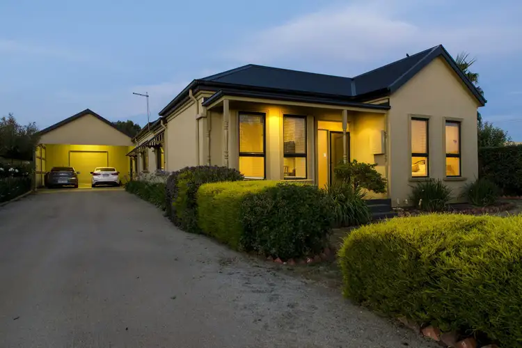 64 George Street, Maffra VIC 3860