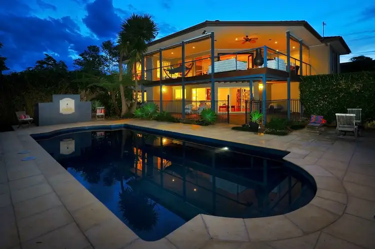 6 Meadowlands Crescent, Coffs Harbour NSW 2450