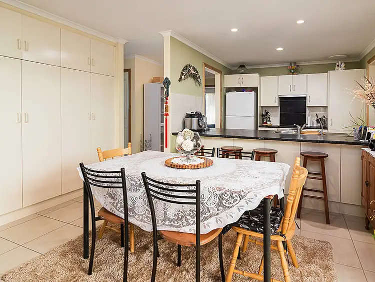 Fifth view of Homely house listing, 2 Wilson Court, Mount Barker SA 5251