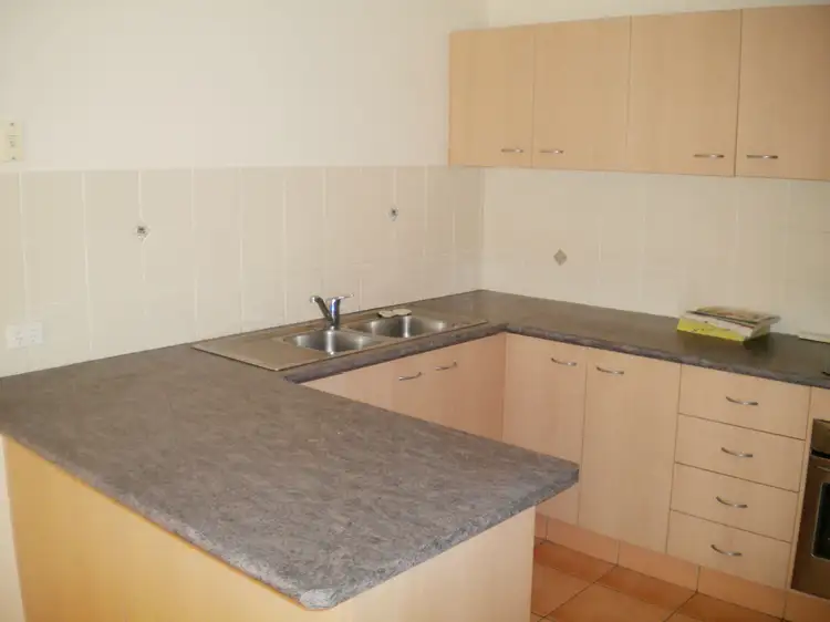 Fifth view of Homely house listing, 2 Rimu Place, Nerang QLD 4211