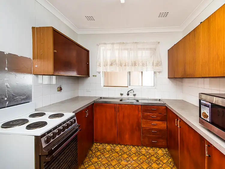 Fifth view of Homely unit listing, 11A France Street, Mandurah WA 6210