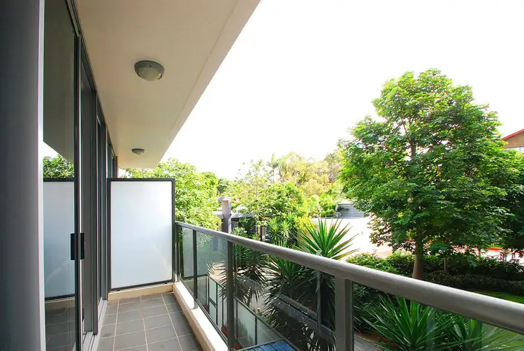 Sixth view of Homely unit listing, 207/3 Como Crescent, Southport QLD 4215