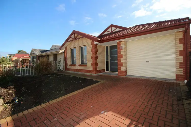 16 Norman Street